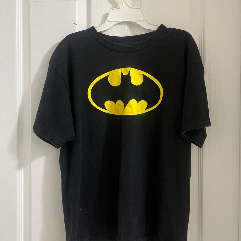 Y2K 2000s Oversized DC Comics Black Tee with Yellow Batman Emblem